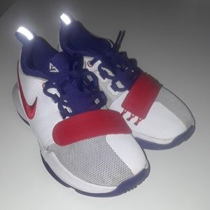 Boys Nike Sneakers size 13